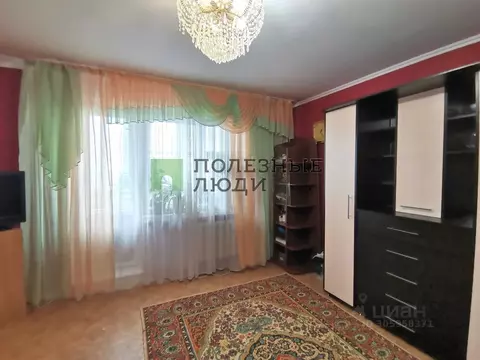 3-к кв. Курганская область, Курган Заозерный жилрайон, 1-й мкр, ул. ...