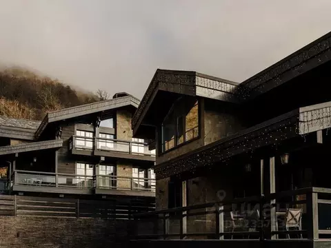 Дом в Краснодарский край, Сочи Красная Поляна пгт, ул. Дальняя (300 м)