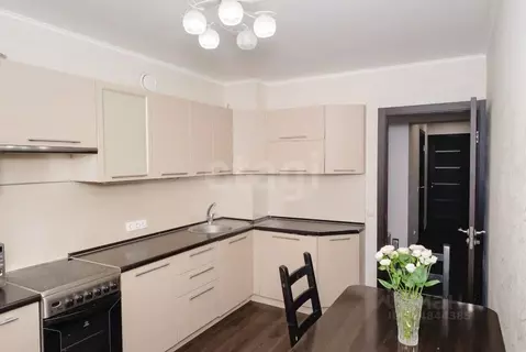 3-к кв. Тюменская область, Тюмень ул. Ю.-Р.Г. Эрвье, 10 (68.3 м)