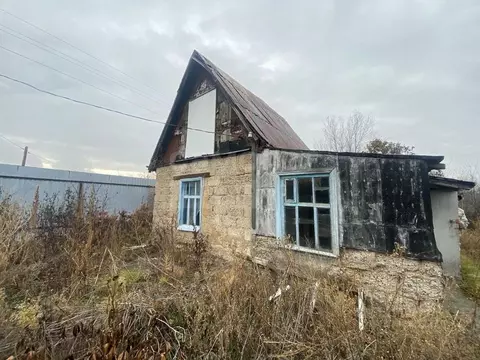 Дом в Оренбургская область, Оренбургский район, Нежинский сельсовет, ...