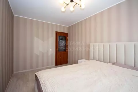 2-к кв. Тюменская область, Тюмень ул. Чернышевского, 2Бк2 (65.2 м)