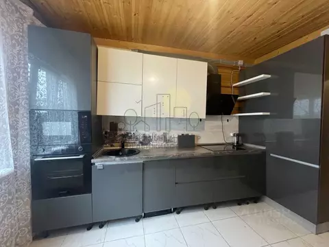 Дом в Иркутская область, Иркутский муниципальный округ, д. Грановщина ...