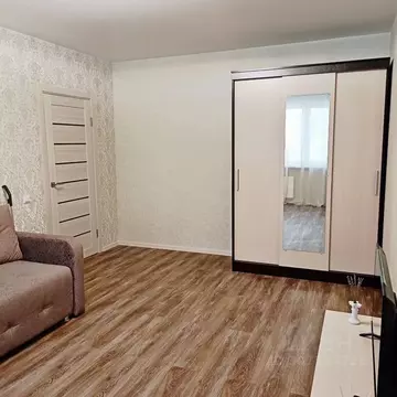 2-к кв. Липецкая область, Липецк ул. И.В. Свиридова, 22к2 (65.0 м)