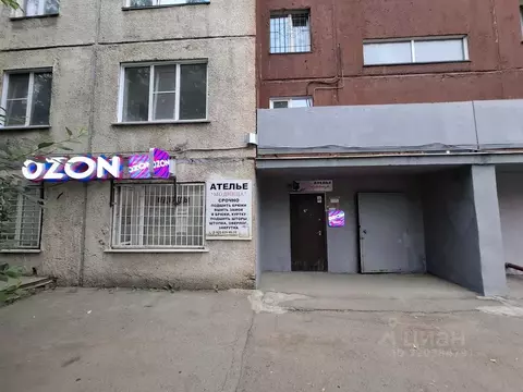 Помещение свободного назначения в Алтайский край, Барнаул ул. Юрина, ...