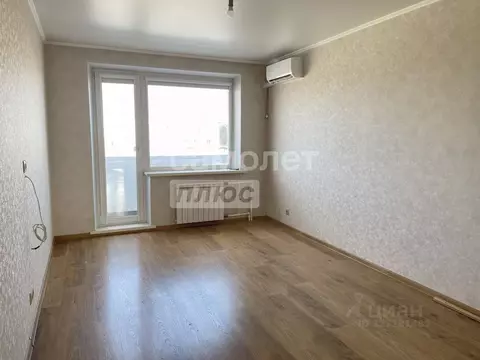 3-к кв. Омская область, Омск Заозерный мкр, просп. Менделеева, 10 ...