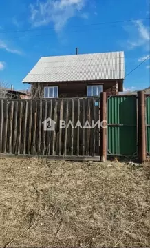 Дом в Бурятия, Тарбагатайский район, Тарбагатайское с/пос, с. ...