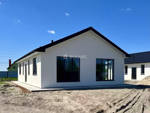 Дом в Калининградская область, Гурьевский муниципальный округ, пос. ...