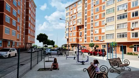 1-к кв. Адыгея, Тахтамукайский район, Яблоновский пгт ул. Тургеневское ...