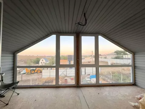 Дом в Крым, Симферопольский район, Перовское с/пос, Новозбурьевка ...