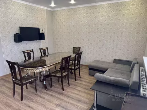 Дом в Крым, Симферопольский район, Чистенское с/пос, с. Фонтаны ул. ...