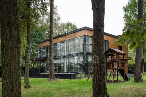 Дом в Московская область, Химки городской округ, д. Юрлово  (675 м)