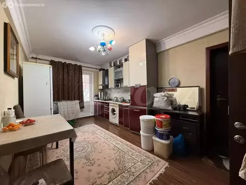 3-комнатная квартира: Махачкала, проспект Амет-хана Султана, 10А (80 ...