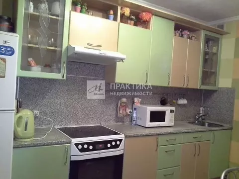 Продается 2-комнатная квартира