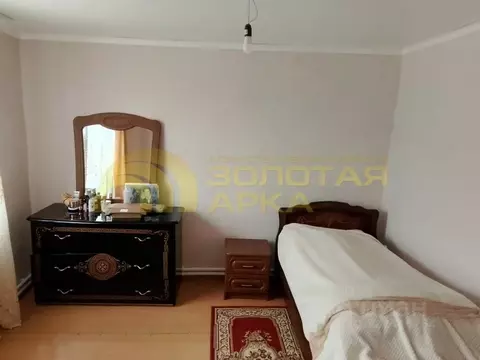 Дом в Краснодарский край, Крымский район, Нижнебаканская ст-ца ул. ...