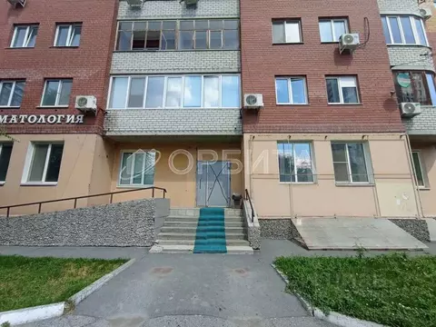 Помещение свободного назначения в Тюменская область, Тюмень ул. 50 лет ...