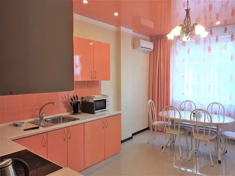 1-к кв. Краснодарский край, Анапа Таманская ул., 24 (57.0 м)