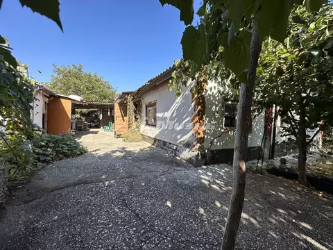 Дом в Крым, Красногвардейский район, Восходненское с/пос, с. Знаменка ...