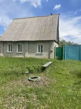 Дом в Воронежская область, Бобровский район, Слободское с/пос, с. ...