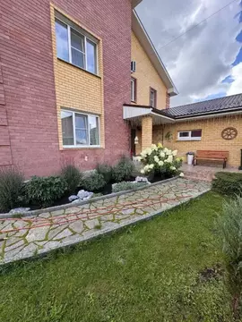 Дом в Свердловская область, Арамиль Цветочная ул., 21 (290 м)