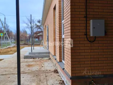 Дом в Ростовская область, Волгодонск Вокзальный пер. (151 м)