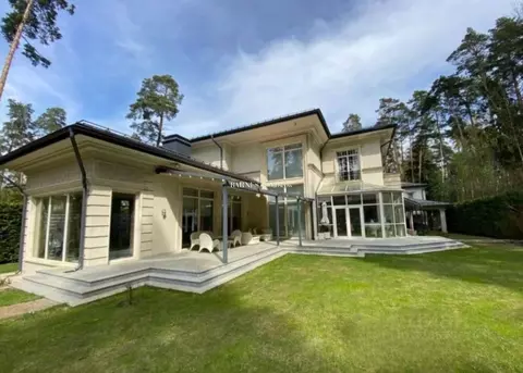 Дом в Московская область, Одинцовский городской округ, пос. дачного ...