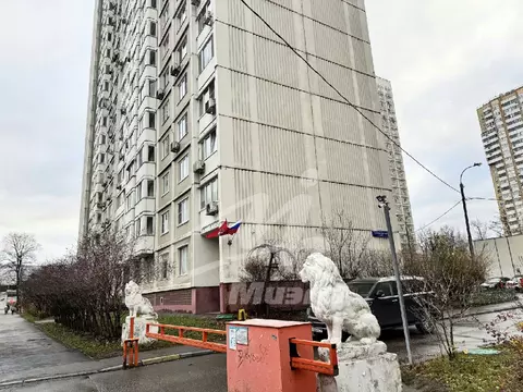 Продается 3-комнатная квартира