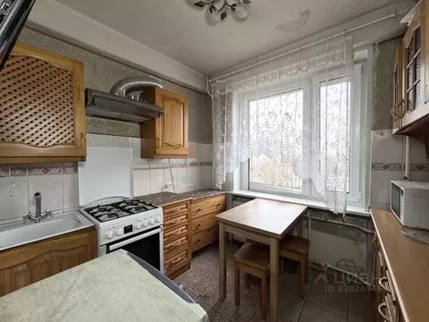 3-к кв. Санкт-Петербург ул. Подвойского, 48к2 (57.3 м)