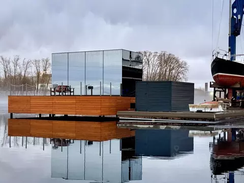 Дом в Свердловская область, Екатеринбург ул. Кирова, 40Б (20 м)