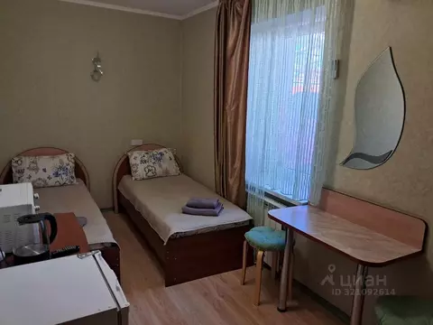 Комната Крым, Симферополь спуск Суворовский, 9 (17.0 м)