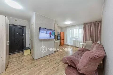 2-к кв. Челябинская область, Челябинск ул. Бейвеля, 31 (64.8 м)