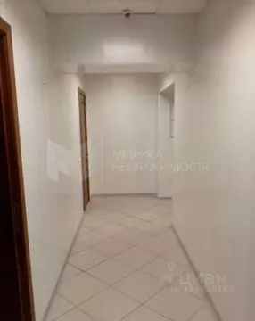 Помещение свободного назначения в Тюменская область, Тюмень ул. ...