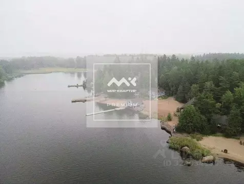 Дом в Ленинградская область, Выборгский район, Советское городское ...