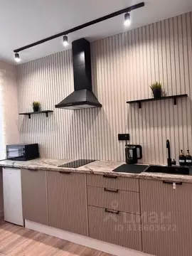 1-к кв. Волгоградская область, Камышин 6-й мкр, 14 (35.0 м)