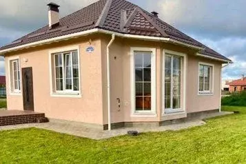 Дом в Калининградская область, Зеленоградск ул. Каменная, 2 (100 м)