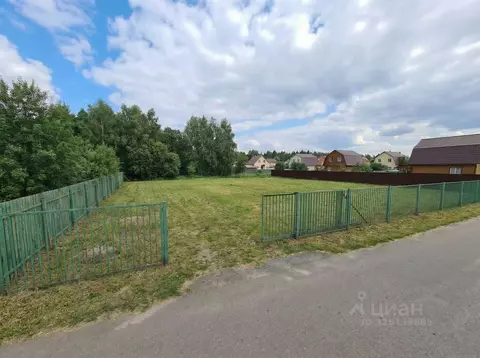 Участок в Московская область, Домодедово городской округ, с. Ям ул. ...