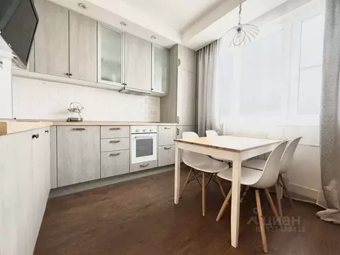 3-к кв. Москва Осенняя ул., 8К2 (75.0 м)