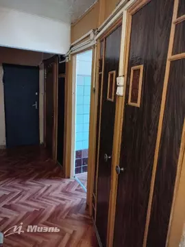 Продается комната в 4-комнатной квартире