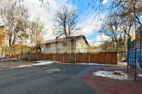 Дом в посёлок городского типа Малаховка, улица Электропосёлок, 1 ...