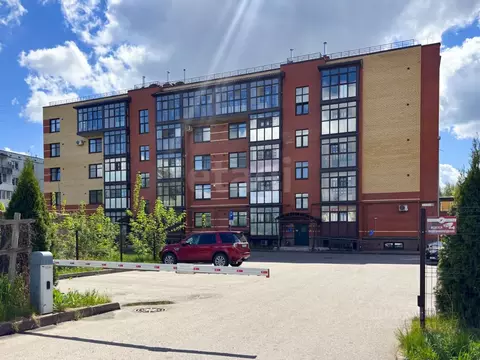 2-к кв. Псковская область, Псков Петровская ул., 4А (69.7 м)