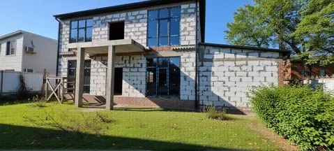 Дом в Краснодарский край, Ейск Первомайская ул. (330 м)