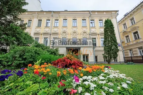 Офис в Москва ул. Покровка, 42С5 (317 м)
