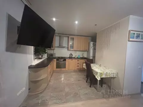 3-к кв. Самарская область, Самара Ленинградская ул., 83 (85.0 м)