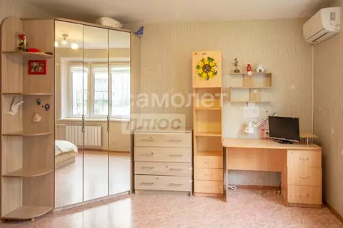 2-к кв. Челябинская область, Челябинск ул. Бейвеля, 55 (64.7 м)