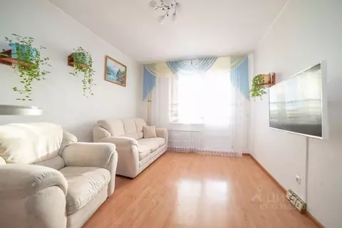 3-к кв. Свердловская область, Екатеринбург ул. Самолетная, 33 (78.5 м)