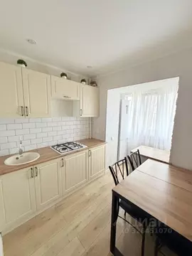 2-к кв. Астраханская область, Астрахань ул. Сун Ят-Сена, 43А (40.0 м)