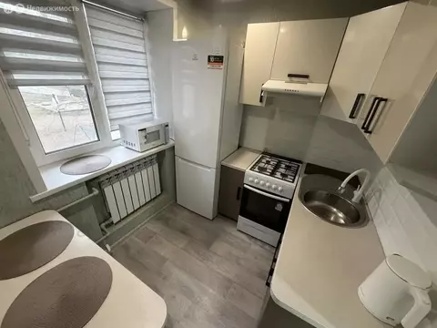 3-комнатная квартира: Киров, Ленинский район, Комсомольская улица, 56 ...