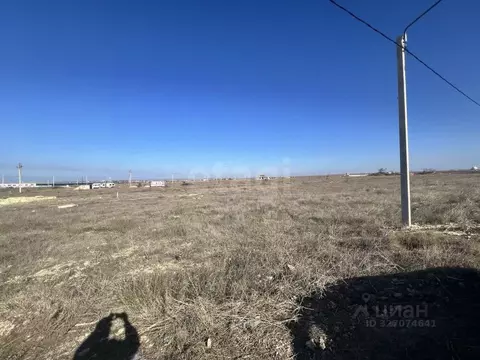 Участок в Крым, Черноморский район, Оленевское с/пос, с. Оленевка  ...