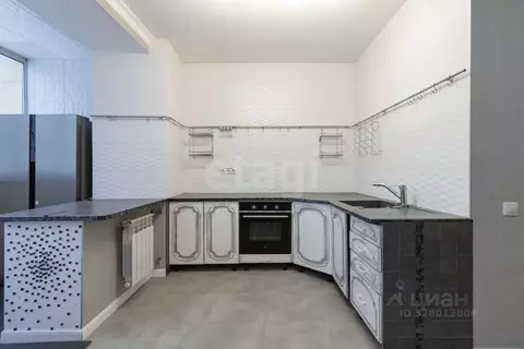 2-к кв. Тюменская область, Тюмень ул. Муравленко, 13 (87.0 м)