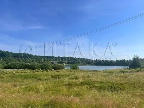 Участок в Ленинградская область, Подпорожское городское поселение, д. ...