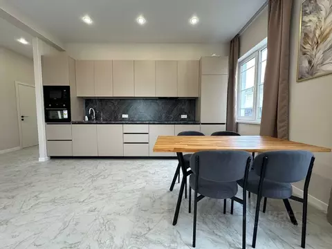 Дом в Крым, Симферопольский район, Трудовское с/пос, с. Строгоновка  ...